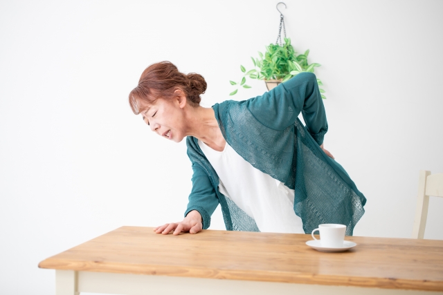 腰痛に悩む方のイメージ あさば整体院三郷中央店